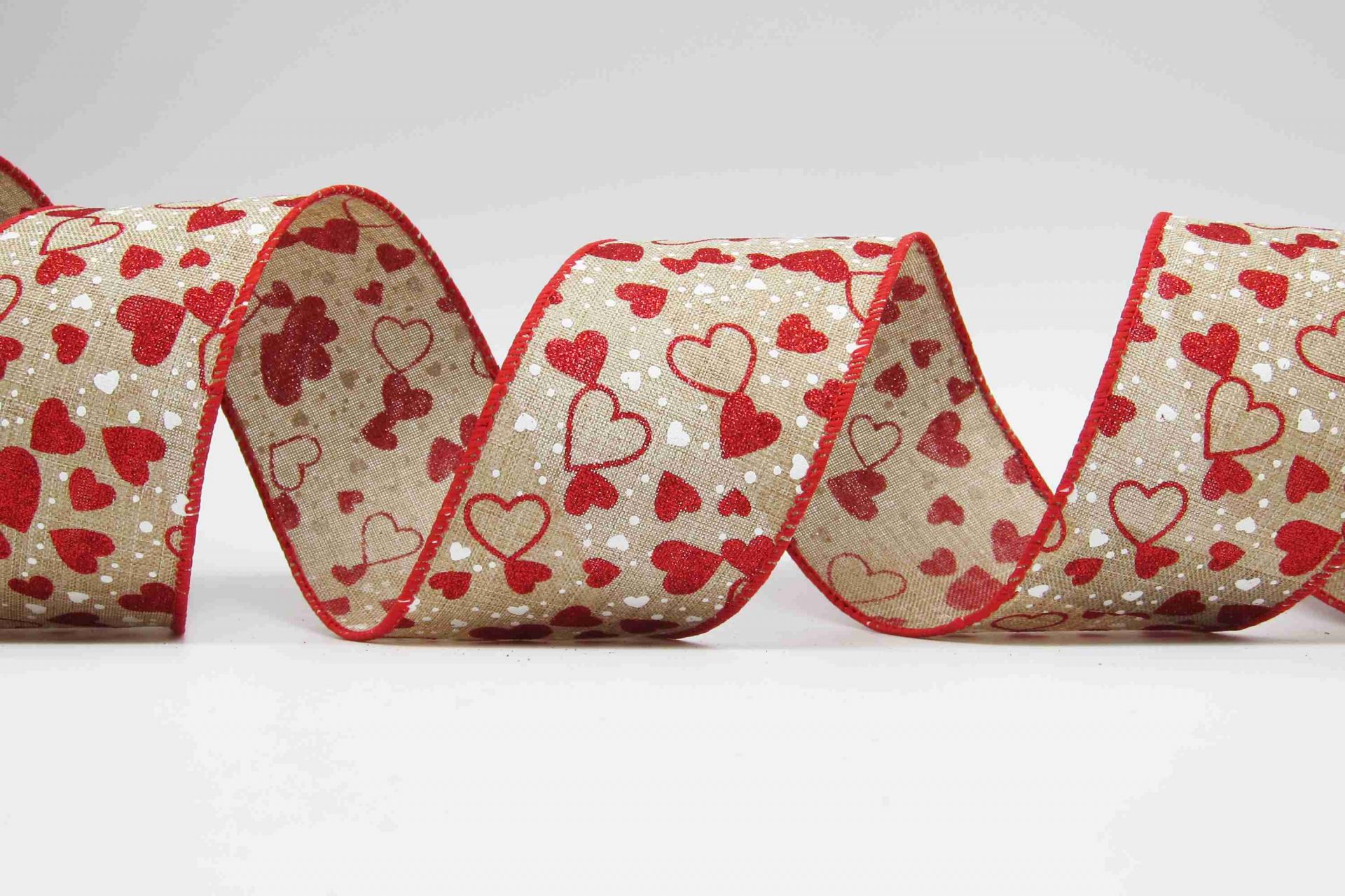 バレンタインデーのハートリボン